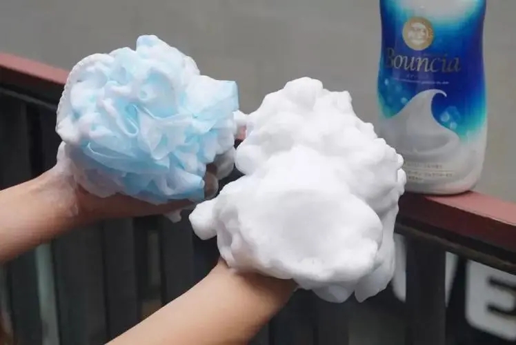 沐浴露消泡劑應用場景圖